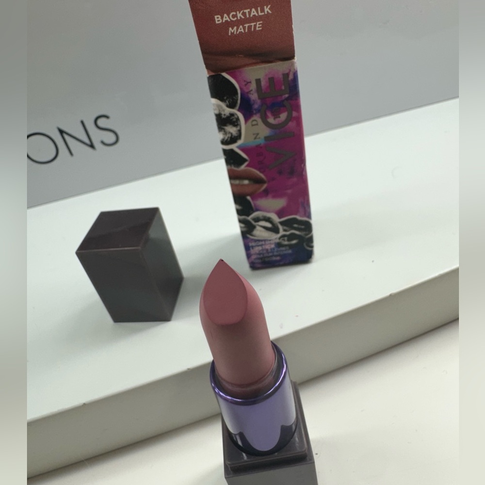 Urban decay matte lipstick